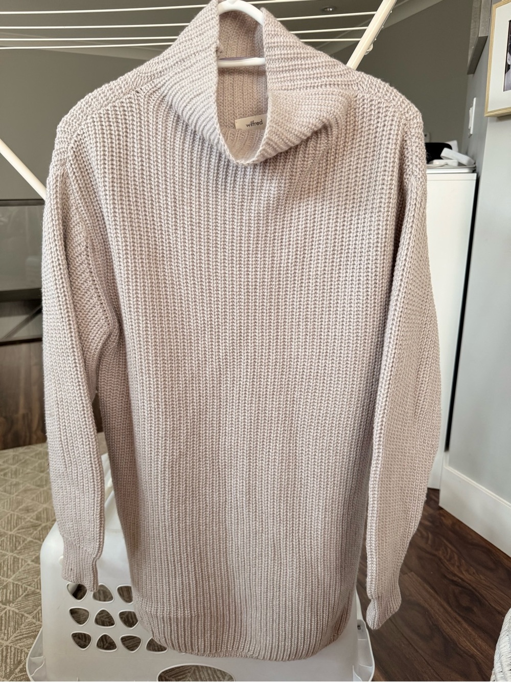 Wilfred Cream Textured Cable Crew Sweater